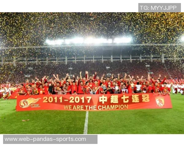 厦门蓝狮足球俱乐部奋勇争先努力拼搏书写辉煌新篇章